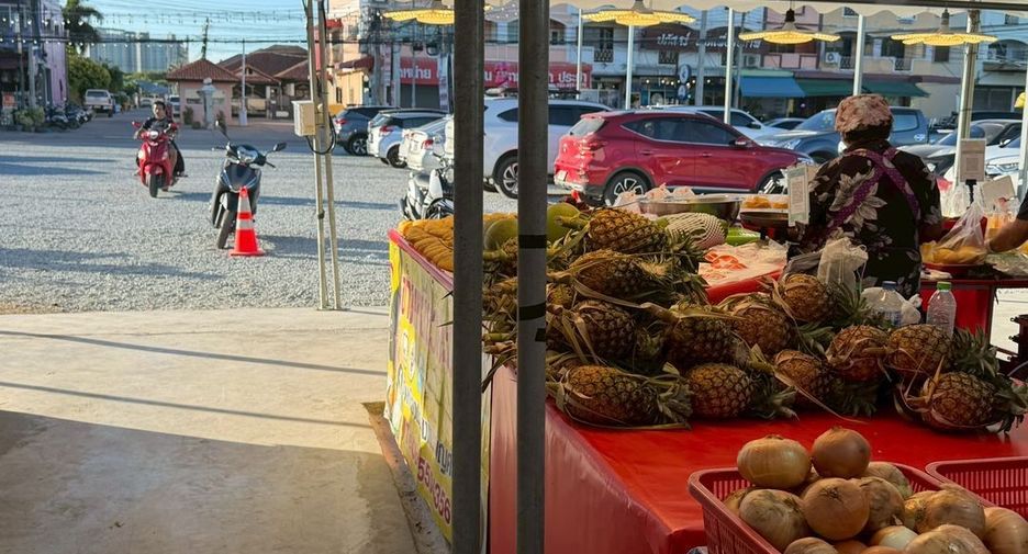 Продажа и аренда 4 спальни вилла в Йомтиен, Паттайя