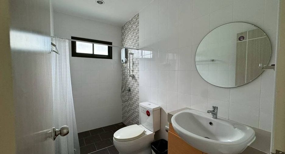 For rent 3 ベッドルーム house in Bang Lamung, Chonburi