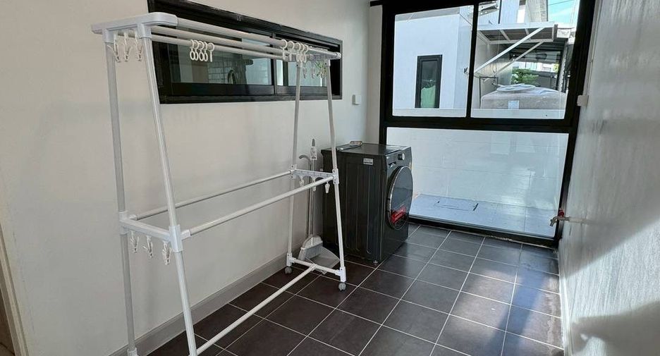 For rent 3 ベッドルーム house in Bang Lamung, Chonburi