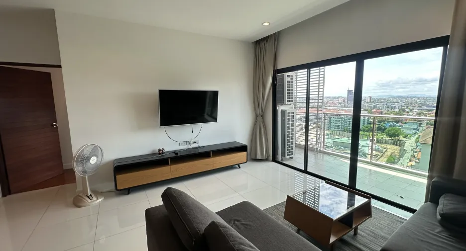 For rent 2 bedrooms condo in Bang Lamung, Chonburi