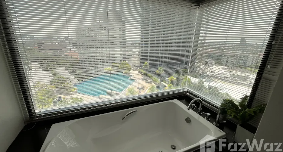 For rent 2 bedrooms condo in Bang Lamung, Chonburi