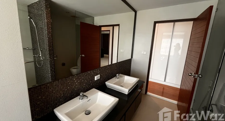 For rent 2 bedrooms condo in Bang Lamung, Chonburi