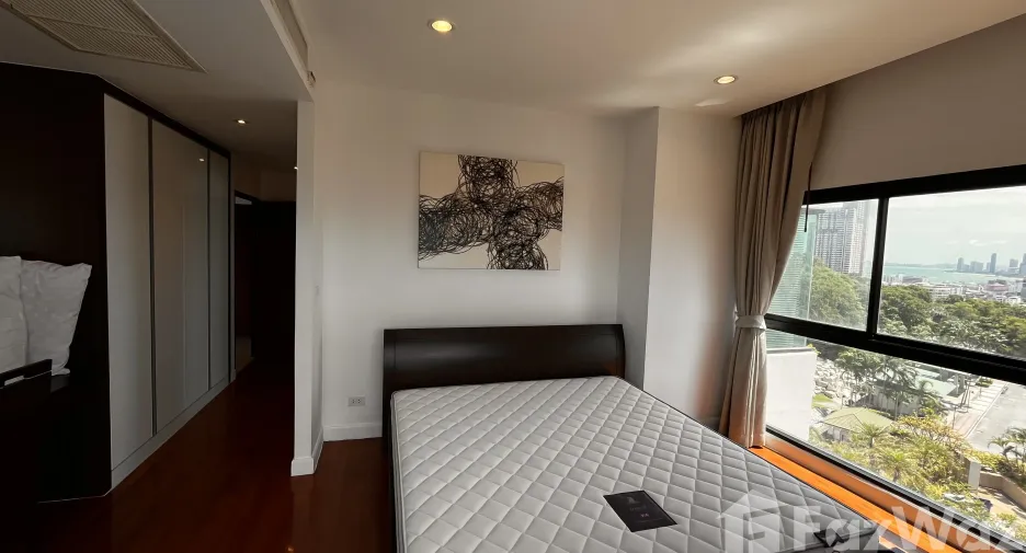 For rent 2 bedrooms condo in Bang Lamung, Chonburi