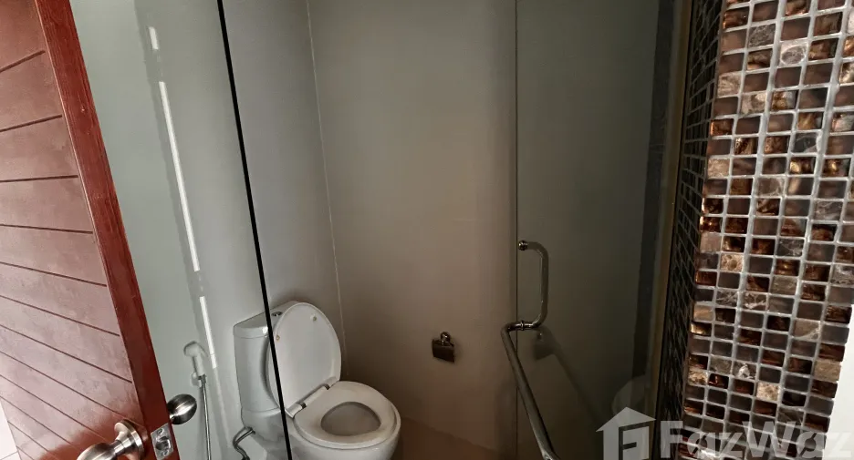 For rent 2 bedrooms condo in Bang Lamung, Chonburi