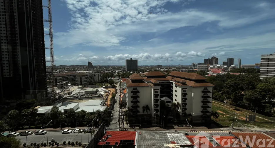 For rent 2 bedrooms condo in Bang Lamung, Chonburi