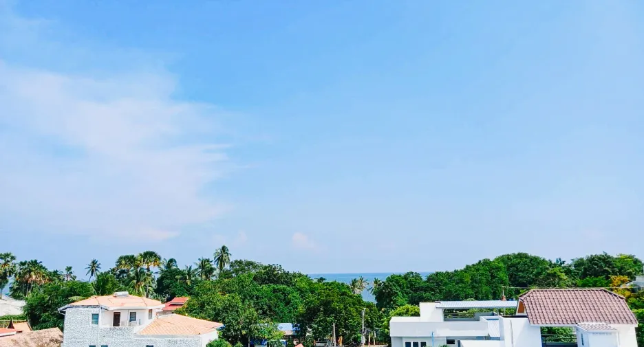 À vendre et à louer 4 chambres maison de ville à Hua Hin, Prachuap Khiri Khan