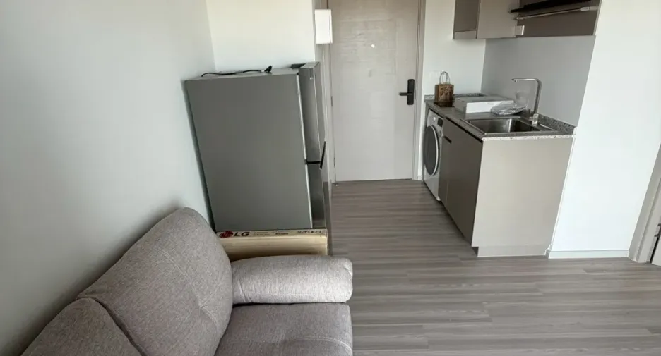 For rent studio condo in Thon Buri, Bangkok