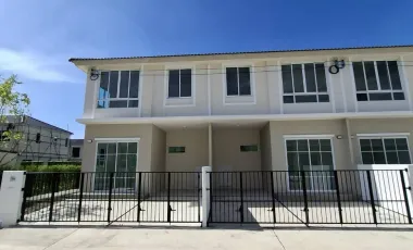 For sale 3 ベッドルーム townhouse in Mueang Samut Prakan, Samut Prakan
