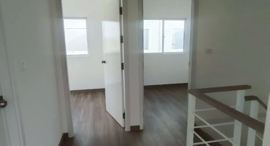 For sale 3 ベッドルーム townhouse in Mueang Samut Prakan, Samut Prakan
