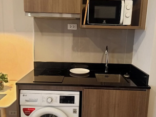 Condo en alquiler de 1 habitaciones en Bang Na, Bangkok
