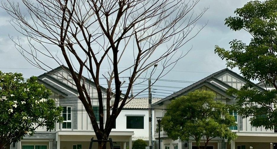 出租 3 卧室 联排别墅 在 Bang Phli, Samut Prakan