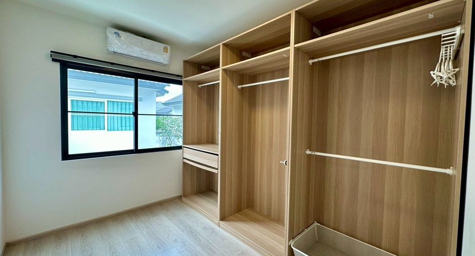 出租 3 卧室 联排别墅 在 Bang Phli, Samut Prakan