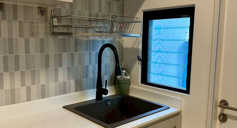 出租 3 卧室 联排别墅 在 Bang Phli, Samut Prakan