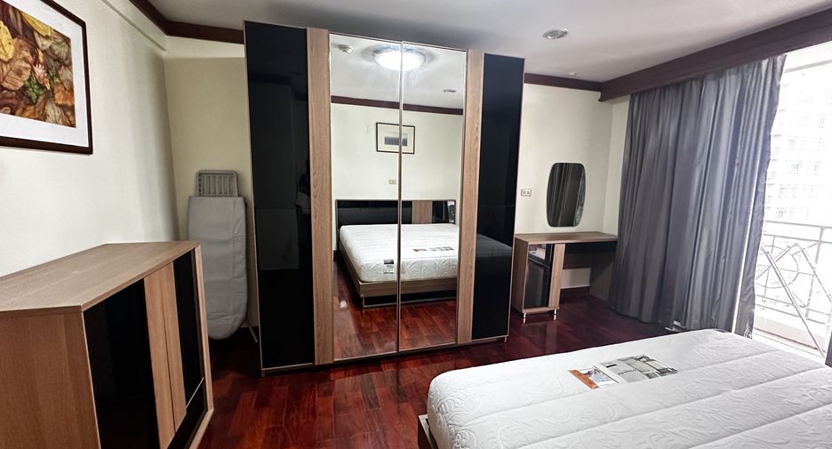 Condo en alquiler de 1 habitaciones en Watthana, Bangkok