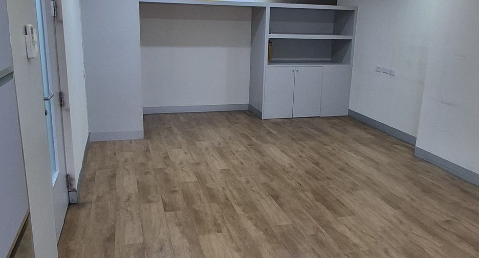 For sale office in Bang Kho Laem, Bangkok