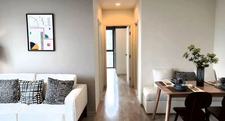 For rent 2 bedrooms condo 