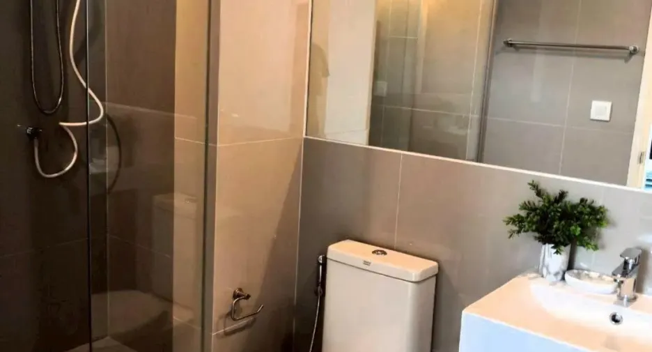 For rent 2 bedrooms condo 
