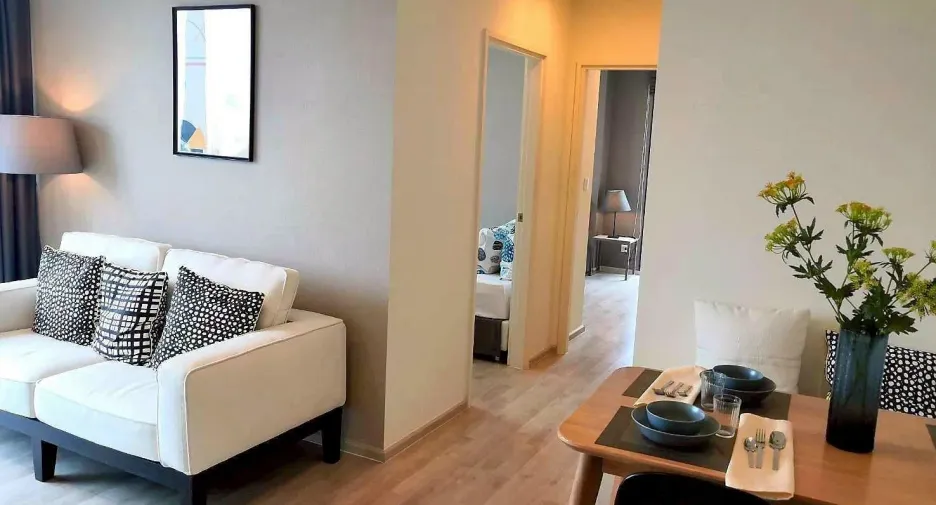 For rent 2 bedrooms condo 
