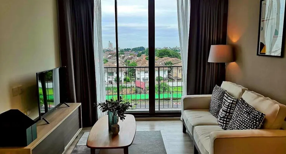For rent 2 bedrooms condo 