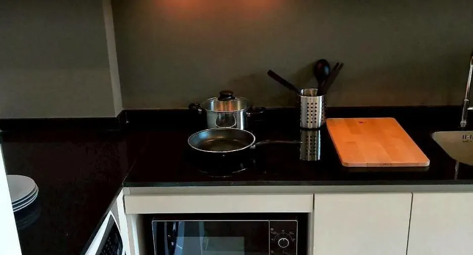 For rent 2 bedrooms condo 