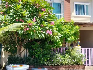 For sale 3 bedrooms townhouse in Phra Samut Chedi, Samut Prakan