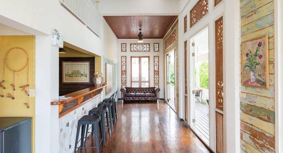 For rent 4 bedrooms house in Hua Hin, Prachuap Khiri Khan