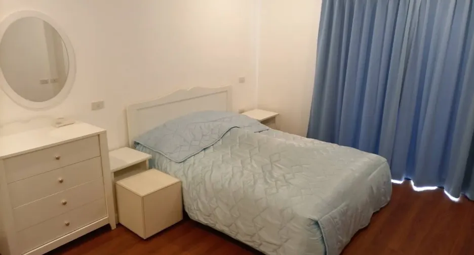 Condo en venta de 2 habitaciones 