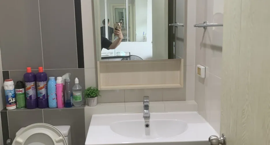 For sale 1 bed condo 