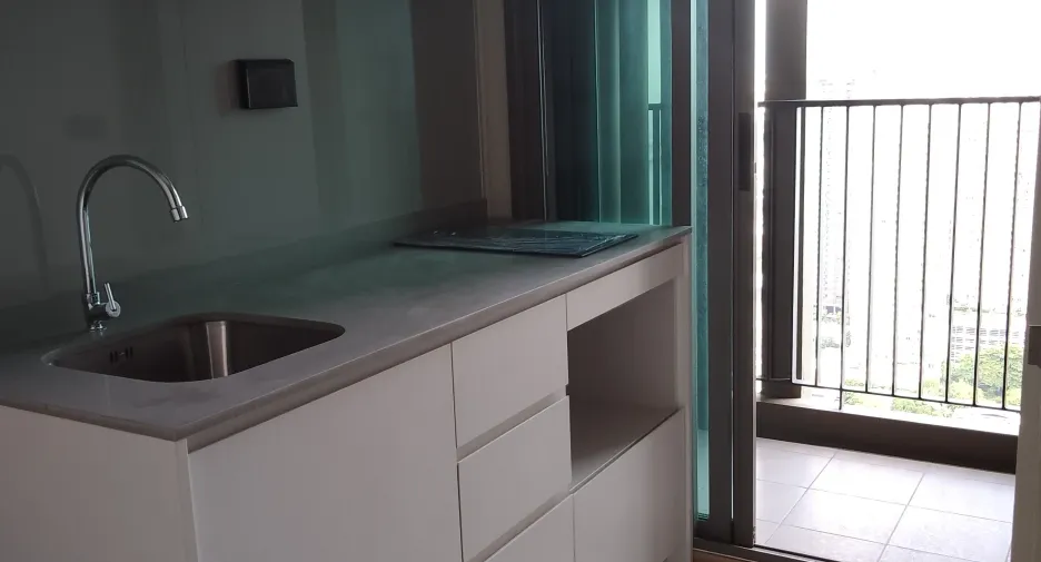 For sale studio condo 