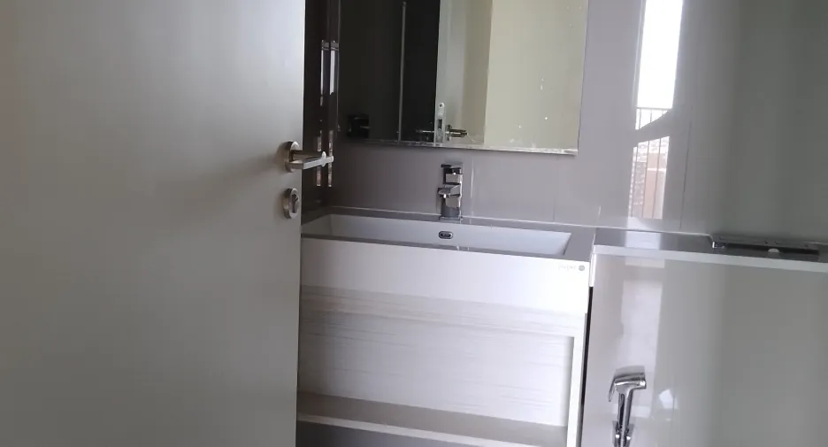 For sale studio condo 