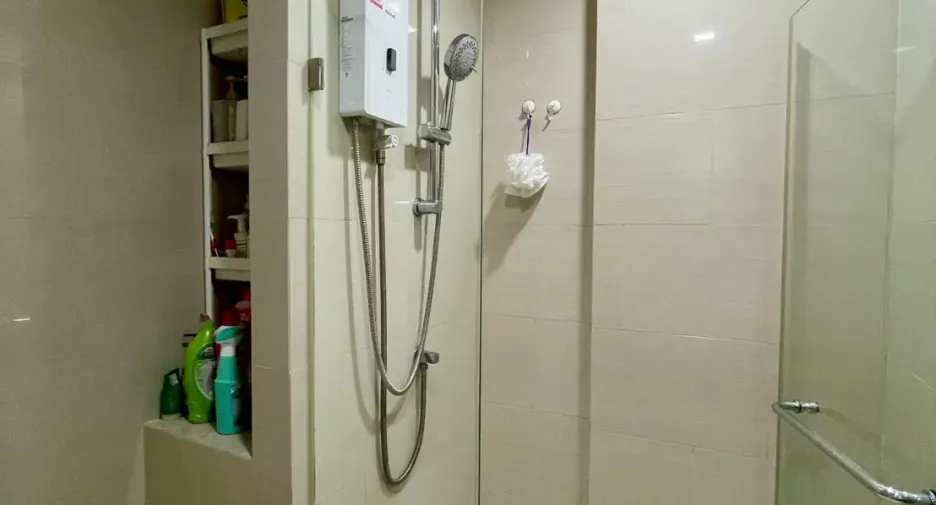 For sale 1 bed condo 