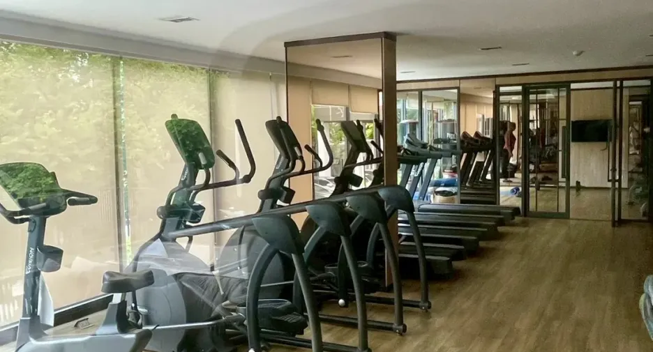 For sale 1 bed condo 