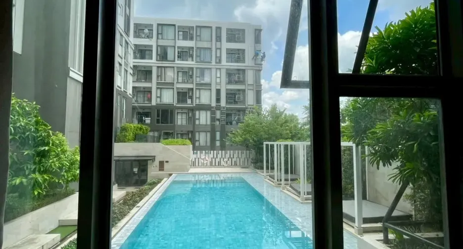 For sale 1 bed condo 