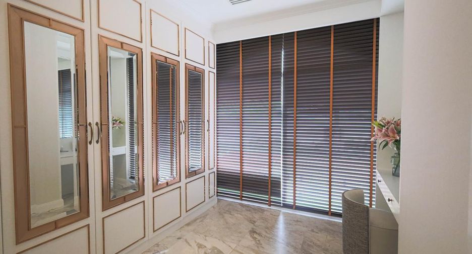Продажа 5 спальни кондо в Банг Ламунг, Чонбури