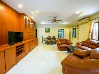 Casa en venta de 3 habitaciones en Bang Lamung, Chonburi