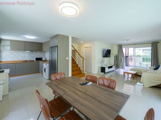 Haus zur Miete mit 3 Zimmer in Bang Lamung, Chonburi