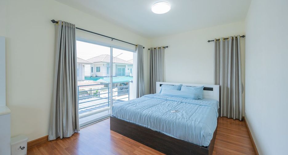 Haus zur Miete mit 3 Zimmer in Bang Lamung, Chonburi