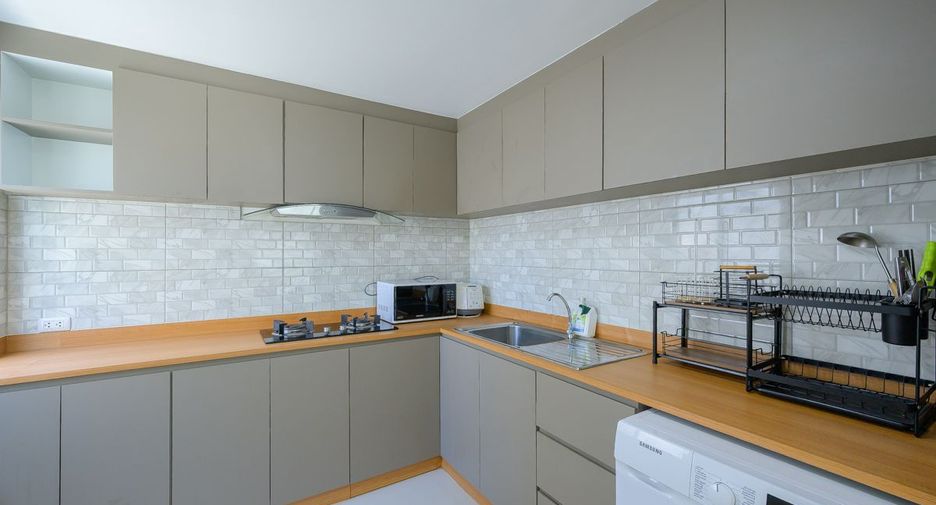 Haus zur Miete mit 3 Zimmer in Bang Lamung, Chonburi