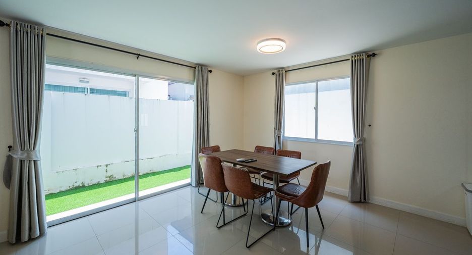 Haus zur Miete mit 3 Zimmer in Bang Lamung, Chonburi