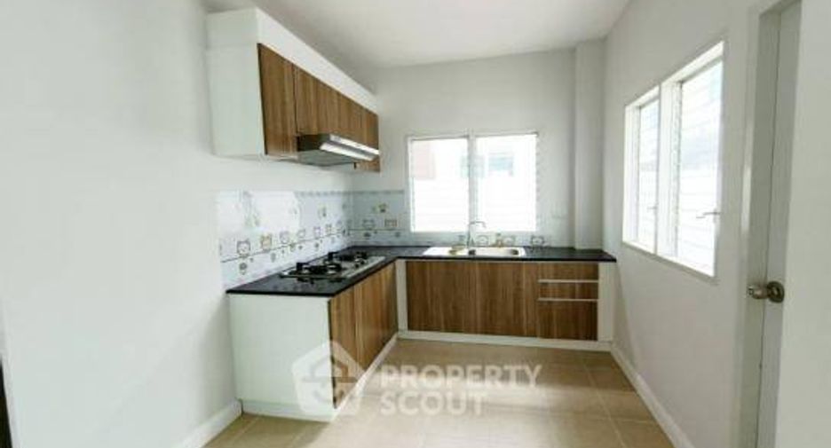 À vendre 3 chambres maison à East Pattaya, Pattaya