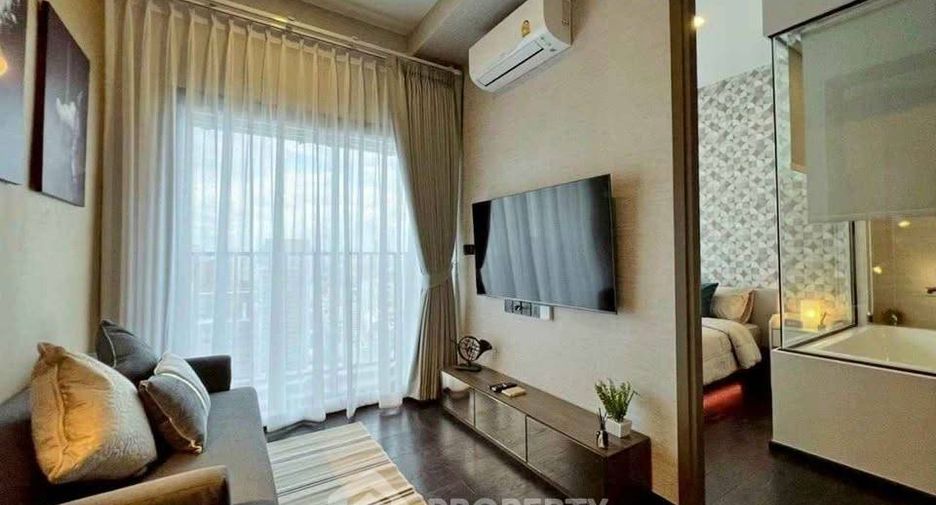 For rent 1 bed condo in Watthana, Bangkok