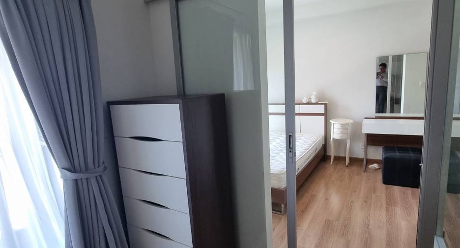 For rent 1 bed condo in Pathum Wan, Bangkok