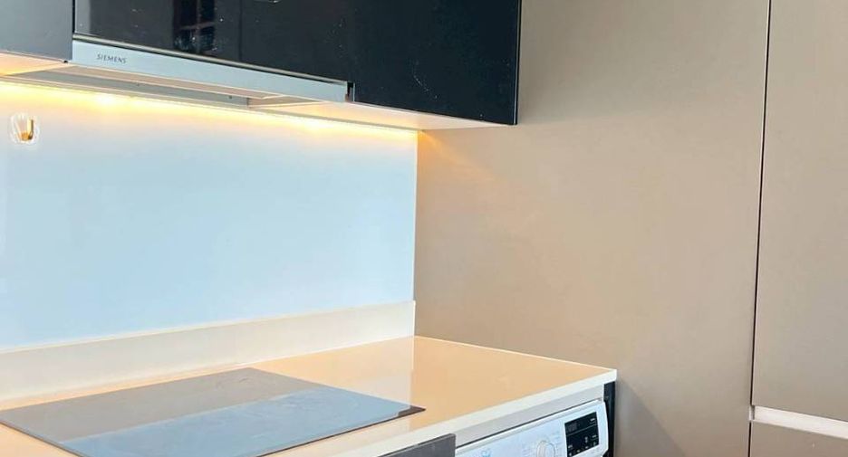 For rent 1 bed condo in Sathon, Bangkok