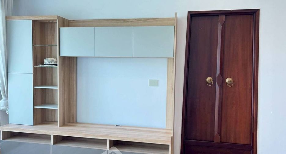 For rent 1 bed condo in Sathon, Bangkok