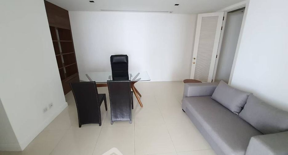 For rent 4 ベッドルーム condo 