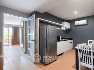 À louer 2 chambres appartement à Yan Nawa, Bangkok