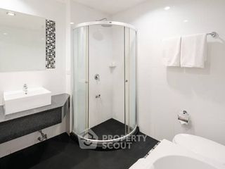 À louer 2 chambres appartement à Yan Nawa, Bangkok