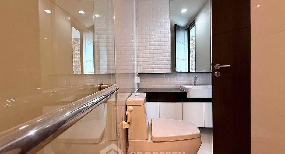 Wohnung zur Miete mit 1 Zimmer in Pathum Wan, Bangkok