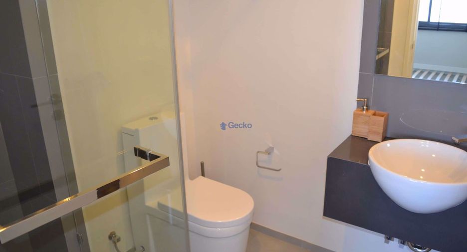 For sale 2 bedrooms condo 
