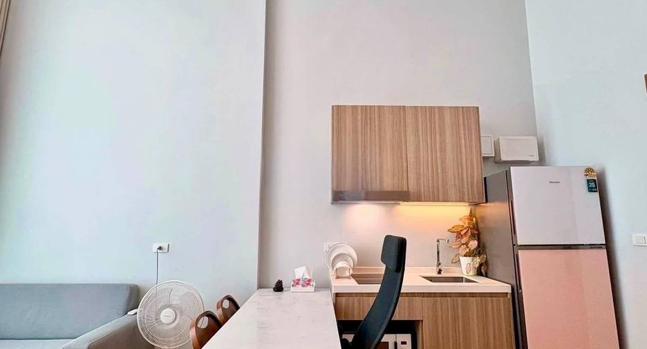 Condo en alquiler de 2 habitaciones 